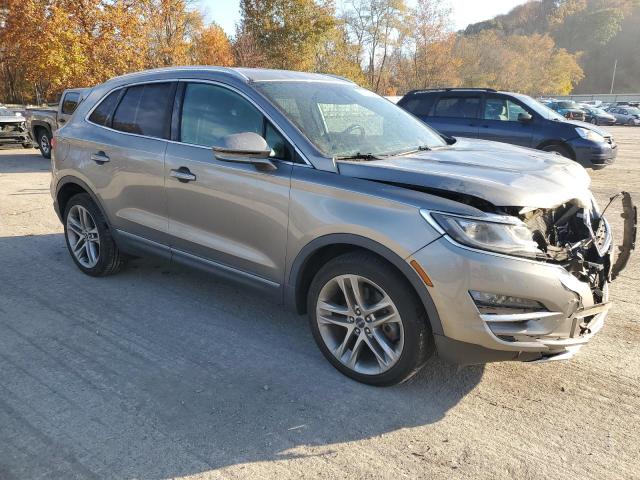 5LMCJ3D99GUJ04650 - 2016 LINCOLN MKC RESERVE ნაცრისფერი ფოტო 4