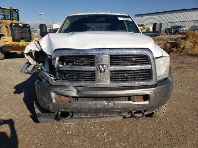 3D6WU7CL9BG609139 - 2011 DODGE RAM 5500 ST WHITE photo 5