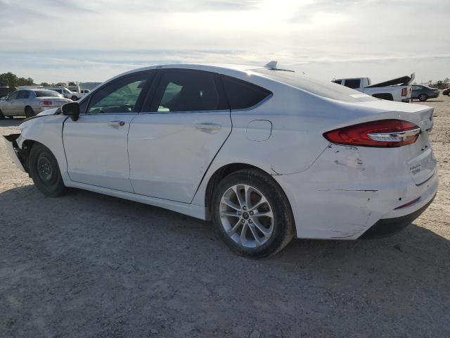 3FA6P0LU8LR267059 - 2020 FORD FUSION SE WHITE photo 2