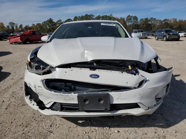 3FA6P0LU8LR267059 - 2020 FORD FUSION SE WHITE photo 5