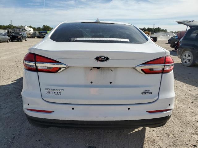 3FA6P0LU8LR267059 - 2020 FORD FUSION SE WHITE photo 6