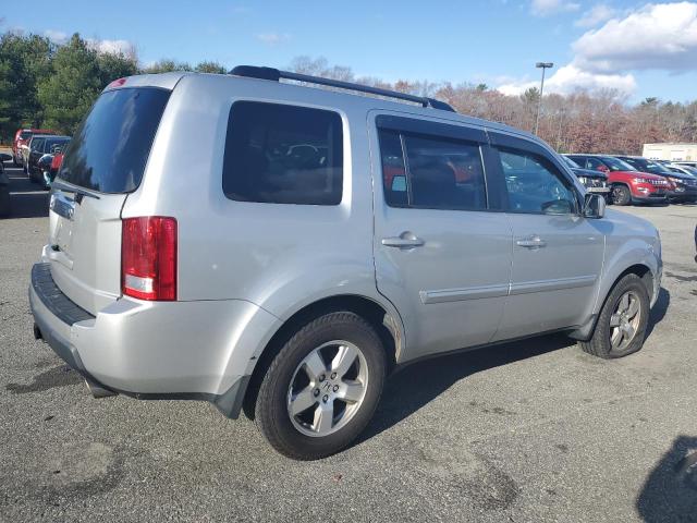 5FNYF4H61BB045888 - 2011 HONDA PILOT EXL SILVER photo 3