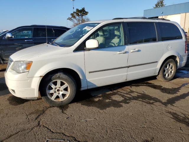 2A8HR54169R596638 - 2009 CHRYSLER TOWN AND C TOURING WHITE photo 1