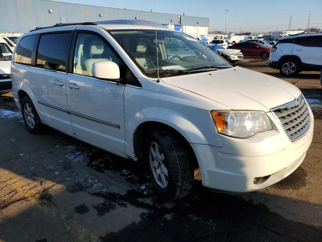 2A8HR54169R596638 - 2009 CHRYSLER TOWN AND C TOURING WHITE photo 4