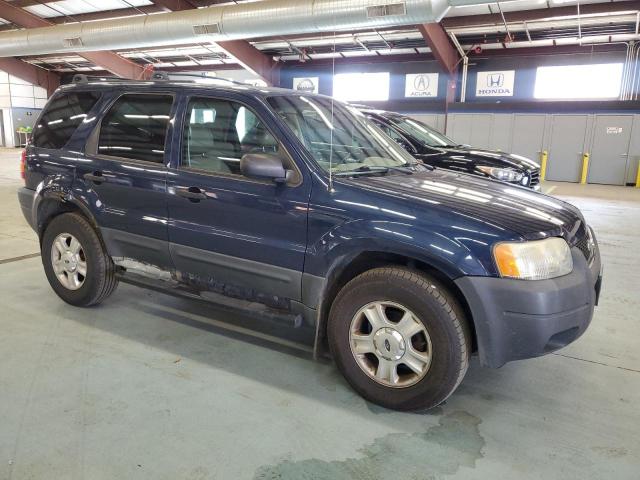 1FMYU93183KA03636 - 2003 FORD ESCAPE XLT BLUE photo 4