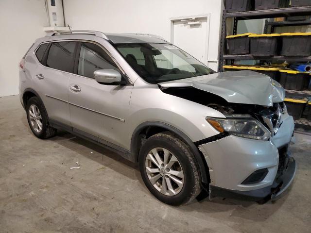 KNMAT2MV9FP528701 - 2015 NISSAN ROGUE S SILVER photo 4