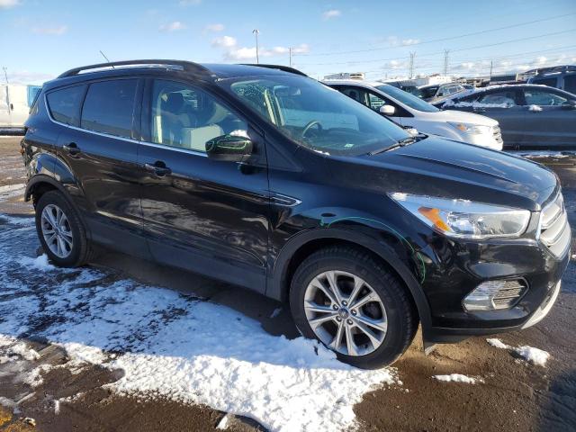 1FMCU0GD3JUC74678 - 2018 FORD ESCAPE SE BLACK photo 4