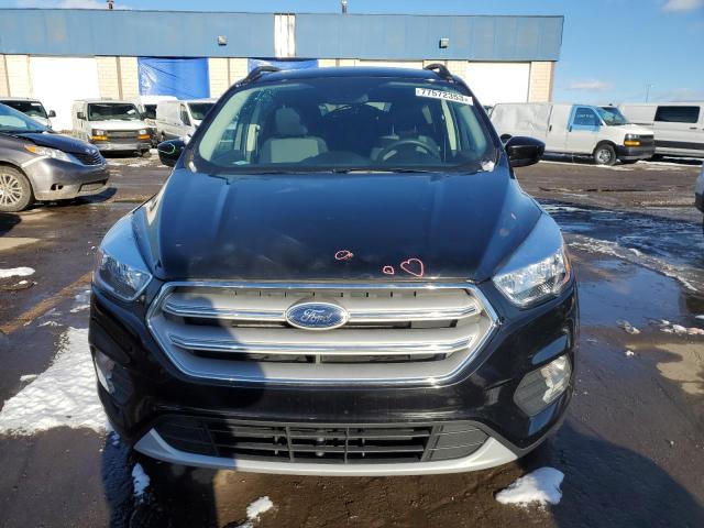 1FMCU0GD3JUC74678 - 2018 FORD ESCAPE SE BLACK photo 5