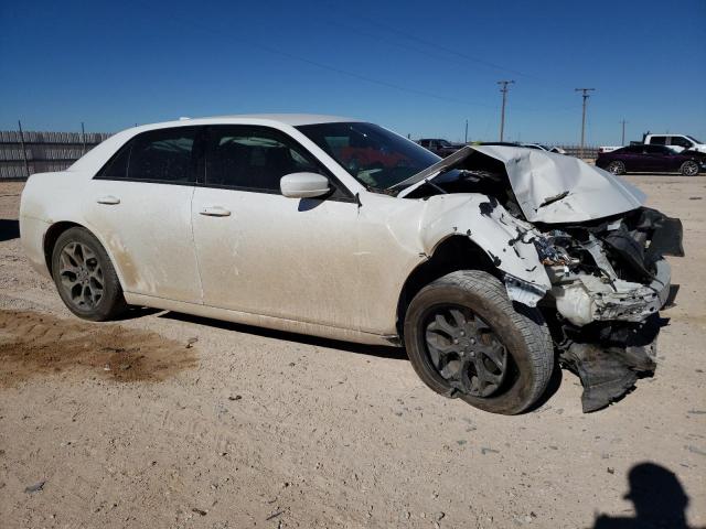 2C3CCAGG6KH539769 - 2019 CHRYSLER 300 S WHITE photo 4