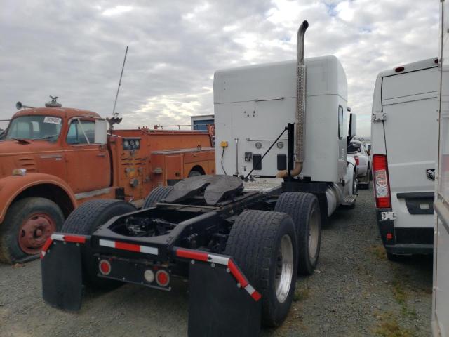 1XPBDP9X7JD490676 - 2018 PETERBILT 579 WHITE photo 4