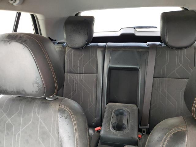 KL7CJLSB7JB635505 - 2018 CHEVROLET TRAX 1LT Silber Foto 10