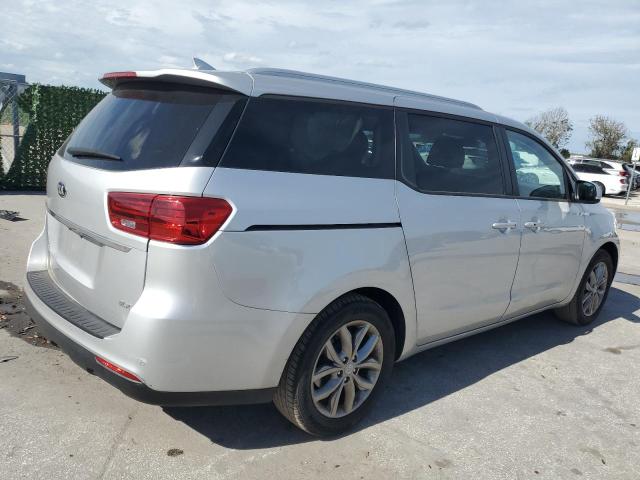 KNDMB5C13K6511991 - 2019 KIA SEDONA LX SILVER photo 3