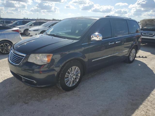 2014 CHRYSLER TOWN & COU LIMITED, 