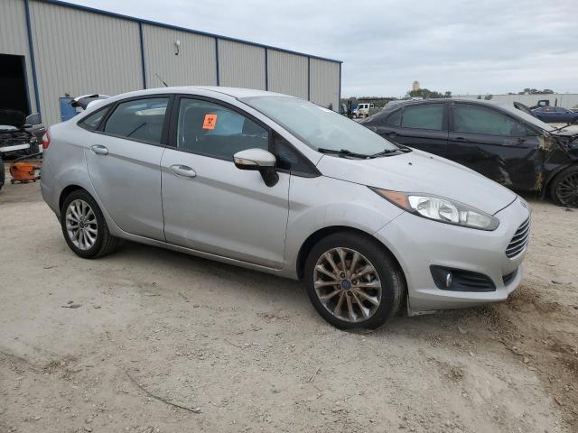 3FADP4BJ4EM132327 - 2014 FORD FIESTA SE SILVER photo 4