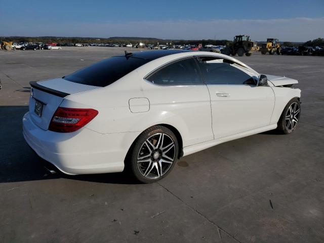 WDDGJ5HB9DG153574 - 2013 MERCEDES-BENZ C 350 WHITE photo 3