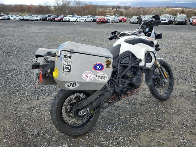 WB1022904AZU02252 - 2010 BMW F800 GS WHITE photo 4