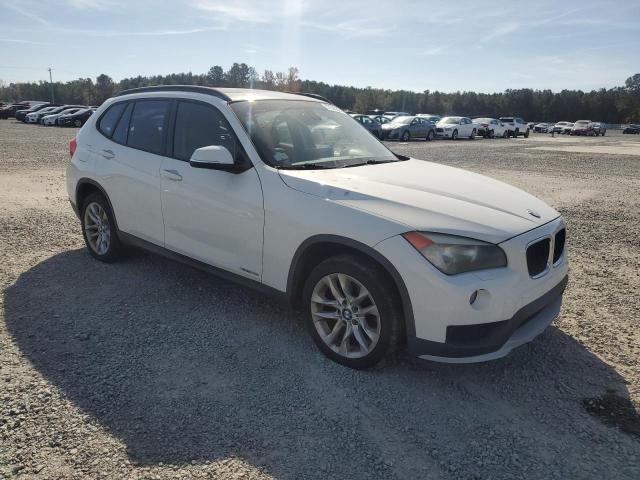 WBAVL1C51FVY25919 - 2015 BMW X1 XDRIVE28I WHITE photo 4