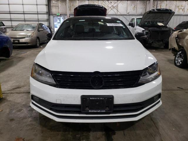 3VWD17AJ2JM232111 - 2018 VOLKSWAGEN JETTA SPORT WHITE photo 5