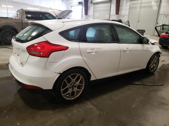 1FADP3K2XFL348611 - 2015 FORD FOCUS SE WHITE photo 3