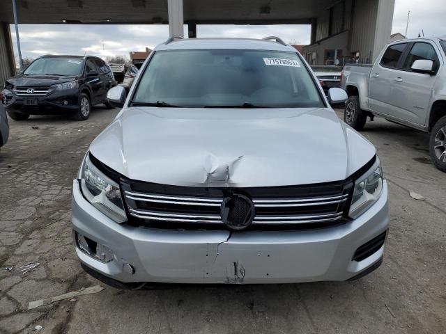 WVGAV7AX6FW502698 - 2015 VOLKSWAGEN TIGUAN S SILVER photo 5