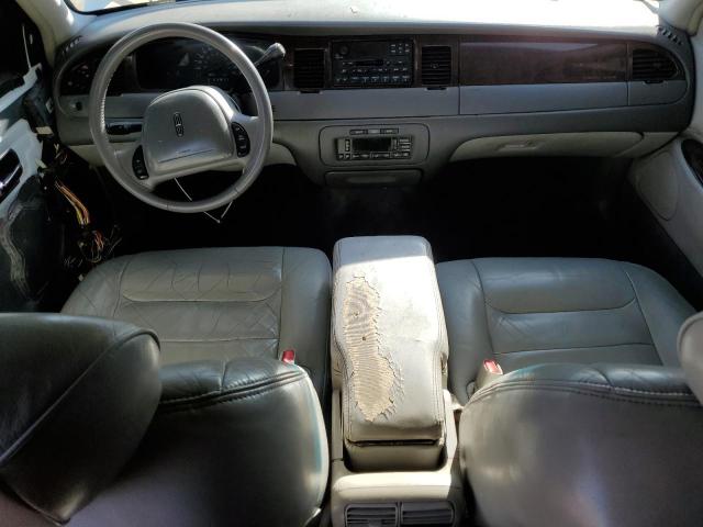 1LNHM81W9XY708635 - 1999 LINCOLN TOWN CAR EXECUTIVE WHITE photo 8