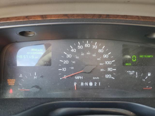 1LNHM81W9XY708635 - 1999 LINCOLN TOWN CAR EXECUTIVE WHITE photo 9