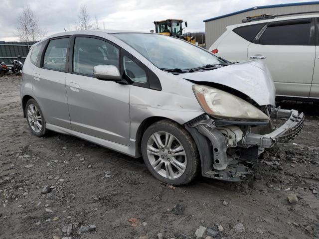 JHMGE8H57BS003899 - 2011 HONDA FIT SPORT SILVER photo 4