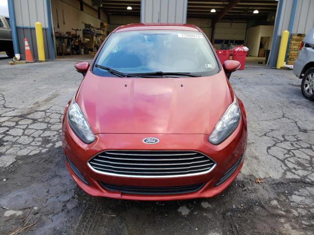 3FADP4BJ6KM120496 - 2019 FORD FIESTA SE RED photo 5