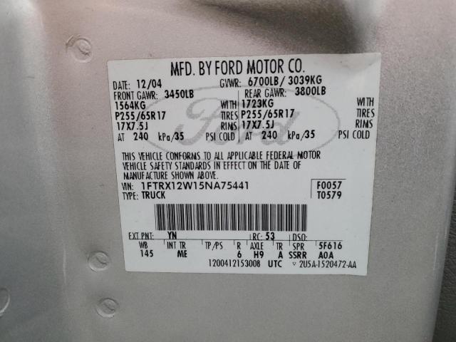 1FTRX12W15NA75441 - 2005 FORD F150 SILVER photo 12