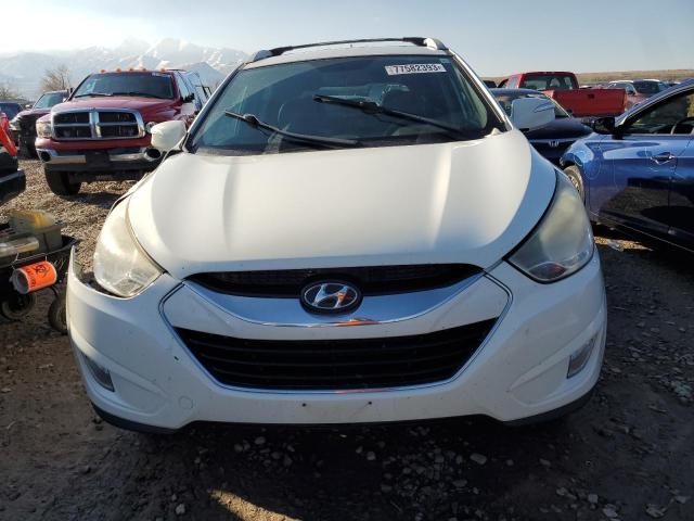 KM8JU3AC5DU589740 - 2013 HYUNDAI TUCSON GLS WHITE photo 5