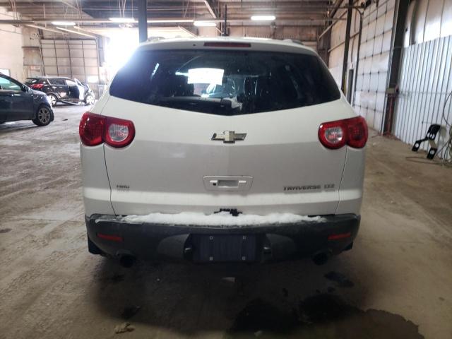 1GNKVLED0BJ259924 - 2011 CHEVROLET TRAVERSE LTZ WHITE photo 6