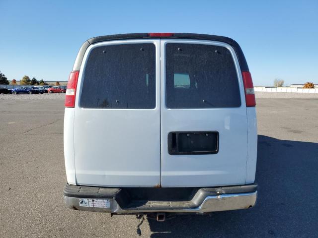 1GTFG25T731177356 - 2003 GMC SAVANA G2500 WHITE photo 6