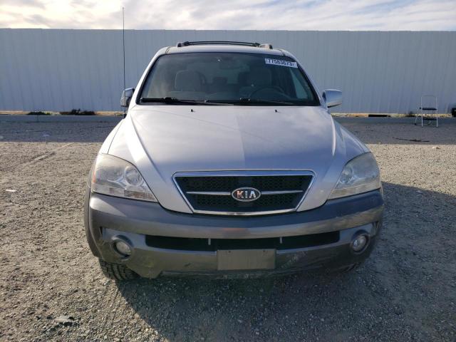 KNDJD733055451365 - 2005 KIA SORENTO EX GRAY photo 5