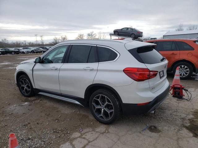 WBXHU7C3XJ5L08337 - 2018 BMW X1 SDRIVE28I WHITE photo 2