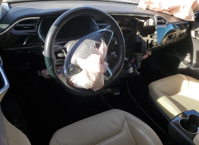 5YJSA1E17GF132956 - 2016 TESLA MODEL S Սև լուսանկար 8