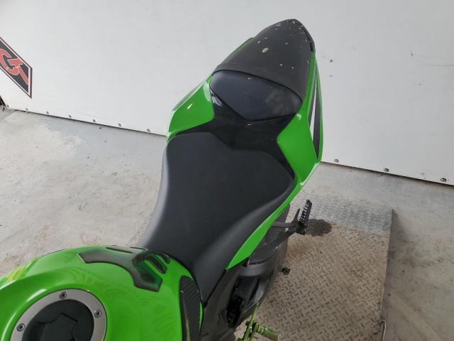 JKBZXJE12FA015795 - 2015 KAWASAKI ZX636 E GREEN photo 6