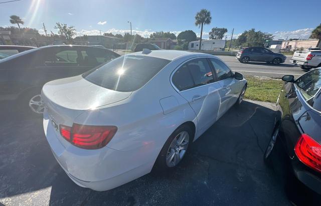 WBAFR1C59BDS35695 - 2011 BMW 528 I WHITE photo 4