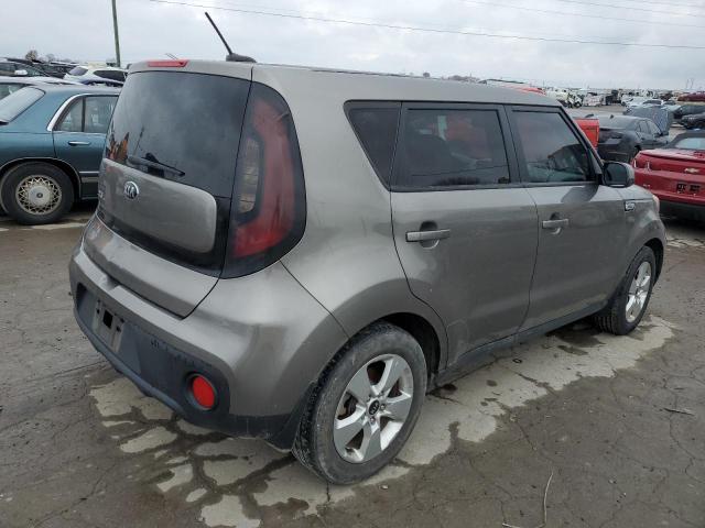 KNDJN2A28J7597036 - 2018 KIA SOUL GRAY photo 3