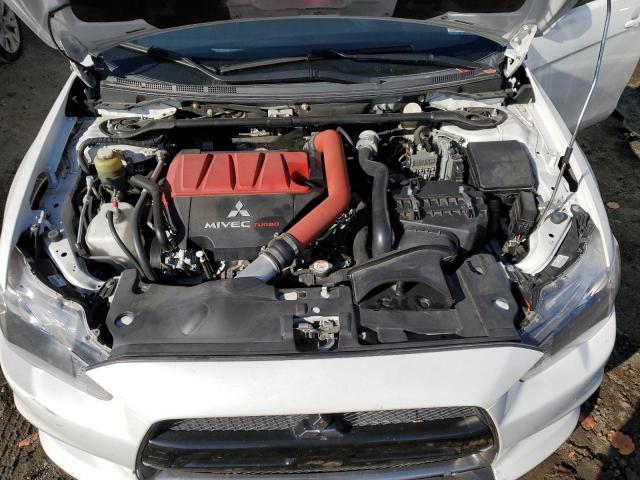 JA32W7FV8FU028275 - 2015 MITSUBISHI LANCER EVOLUTION WHITE photo 11