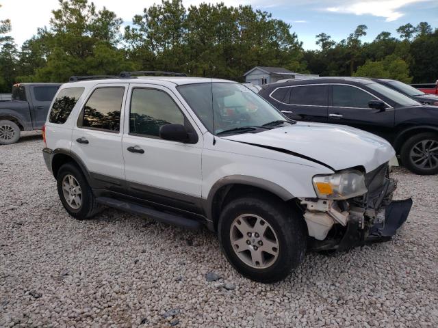 1FMYU03175KB09140 - 2005 FORD ESCAPE XLT WHITE photo 4