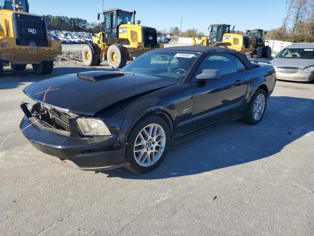 1ZVHT85H855205595 - 2005 FORD MUSTANG GT BLACK photo 1
