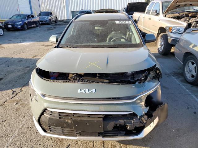 KNDCR3LE2R5120684 - 2024 KIA NIRO EX GREEN photo 5