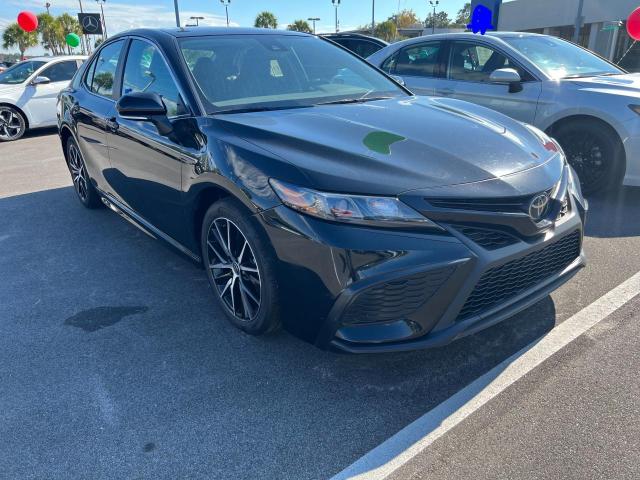4T1G11AK0PU723069 - 2023 TOYOTA CAMRY SE NIGHT SHADE BLACK photo 1