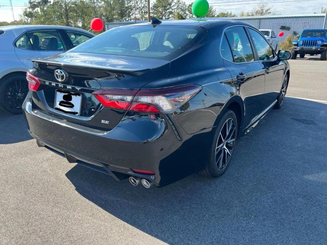 4T1G11AK0PU723069 - 2023 TOYOTA CAMRY SE NIGHT SHADE BLACK photo 4