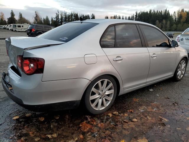 3VWRJ7AJXAM042062 - 2010 VOLKSWAGEN JETTA WOLFSBURG SILVER photo 3