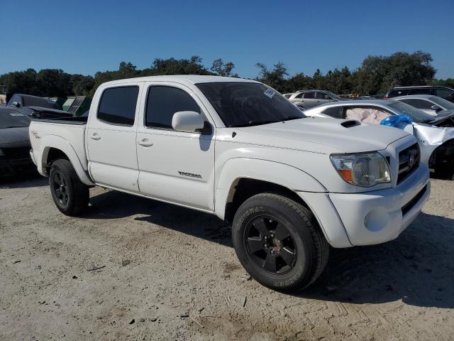 3TMJU62NX9M091681 - 2009 TOYOTA TACOMA DOUBLE CAB PRERUNNER WHITE photo 4