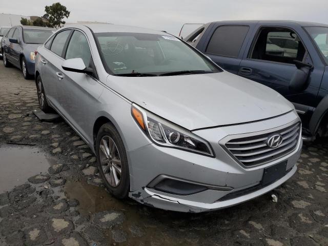 5NPE24AF2HH565164 - 2017 HYUNDAI SONATA SE SILVER photo 4