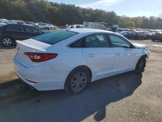 5NPE24AF7HH559599 - 2017 HYUNDAI SONATA SE WHITE photo 3