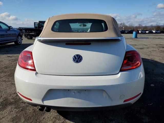 3VW5P7AT7EM801593 - 2014 VOLKSWAGEN BEETLE WHITE photo 6