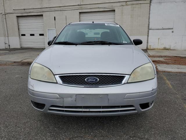 1FAFP34N96W178188 - 2006 FORD FOCUS ZX4 SILVER photo 5